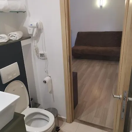 M&f Apartament Porumbescu